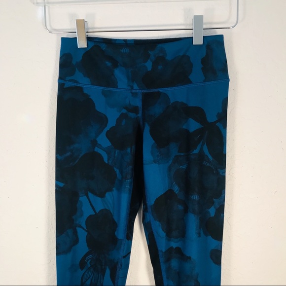 Lululemon Wunder Under Full On Luxtreme tight - Picture 8 of 9